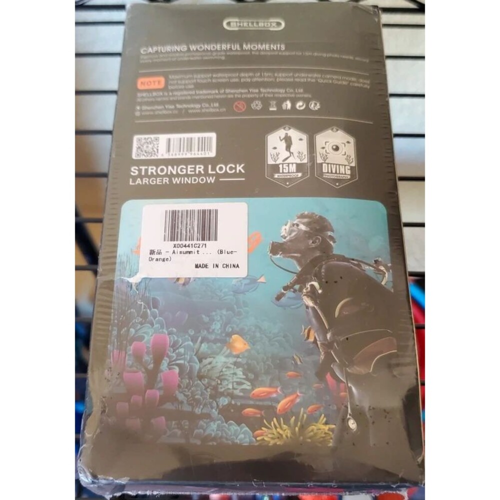 Shellbox Waterproof Diving Case - Picture 2 of 2